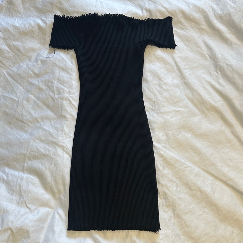 Nameless Strapless Black Dress